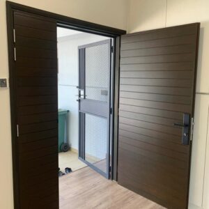 Flat oak door